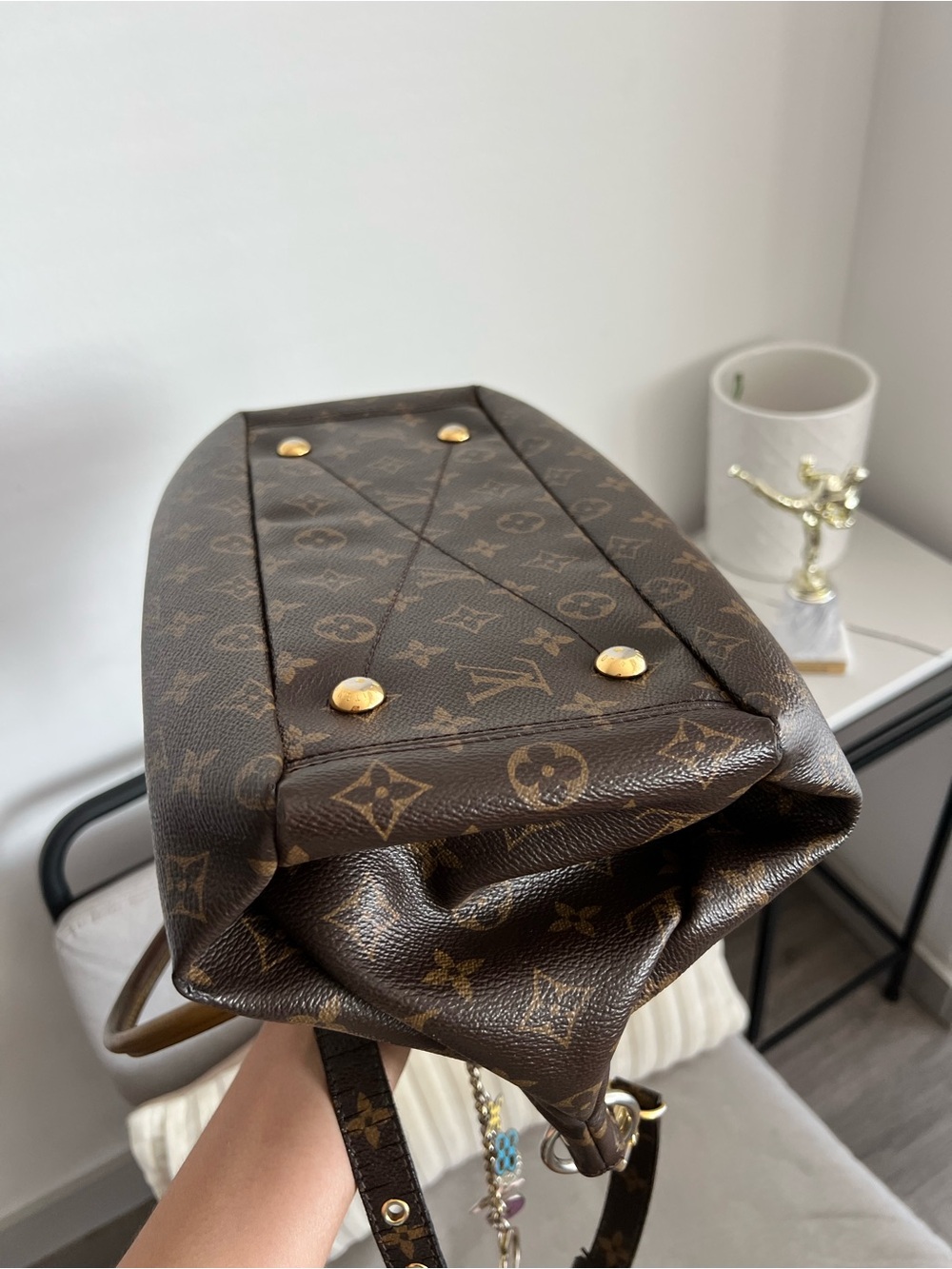Louis Vuitton Monogram bag - Picture 5 of 16
